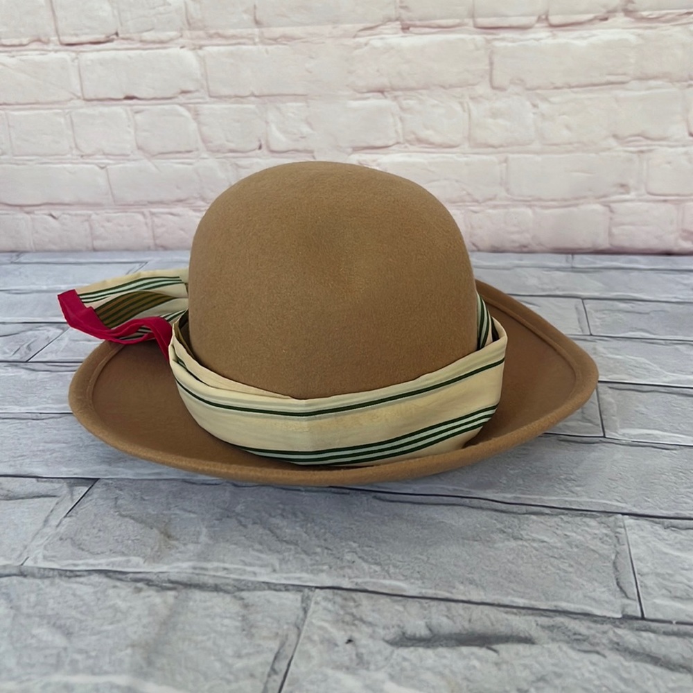Vintage wool tan felt Fedora 1940s  hat